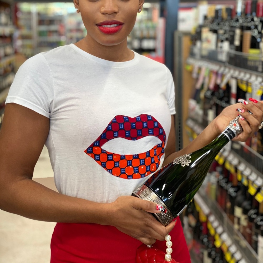 White Handmade lip graphic tshirt